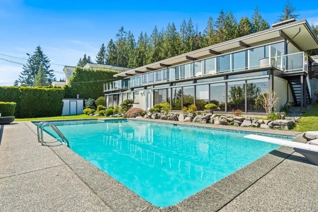 1132 Crestline Road, West Vancouver