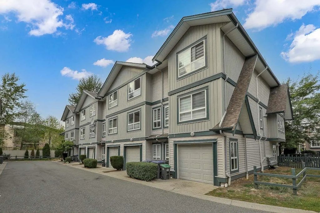 12730 66 Avenue 2, Surrey