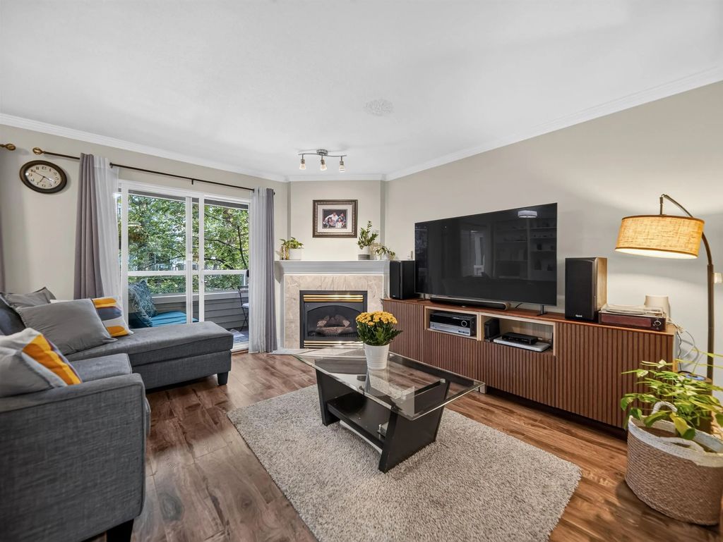 828 W 16th Street 7, North Vancouver