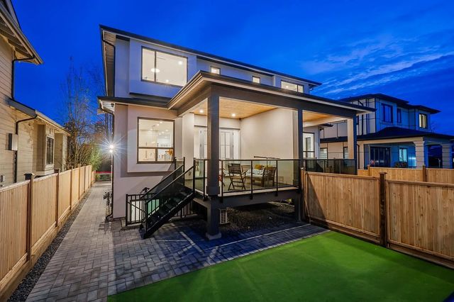 4557 Parker Street 2, Burnaby