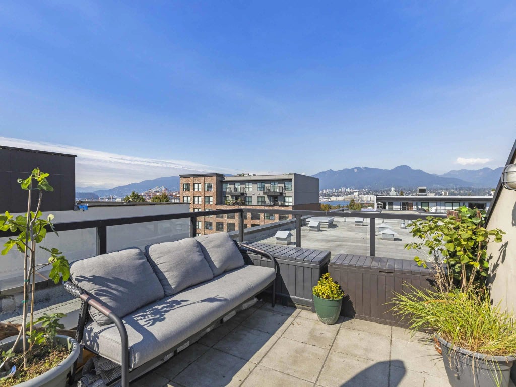 2150 E Hastings Street Ph20, Vancouver