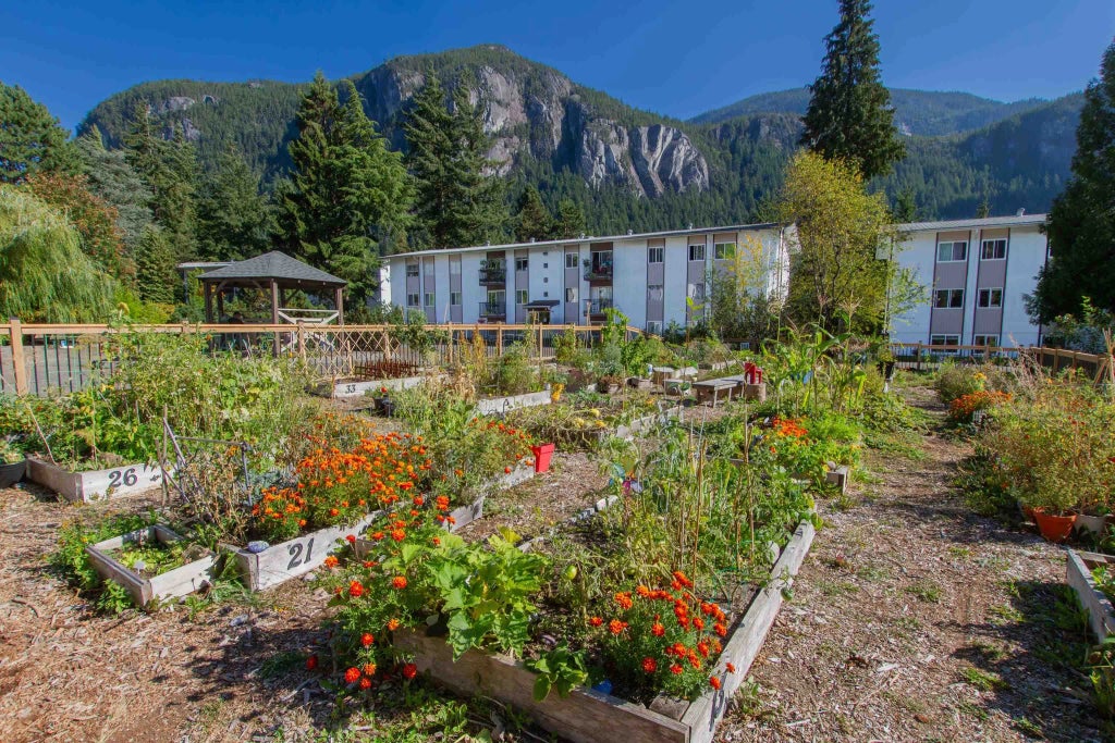 38175 Westway Avenue 25, Squamish
