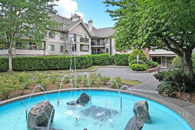 22015 48 Avenue 203, Langley