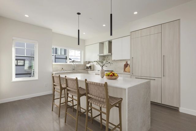 19451 Sutton Avenue 100, Pitt Meadows