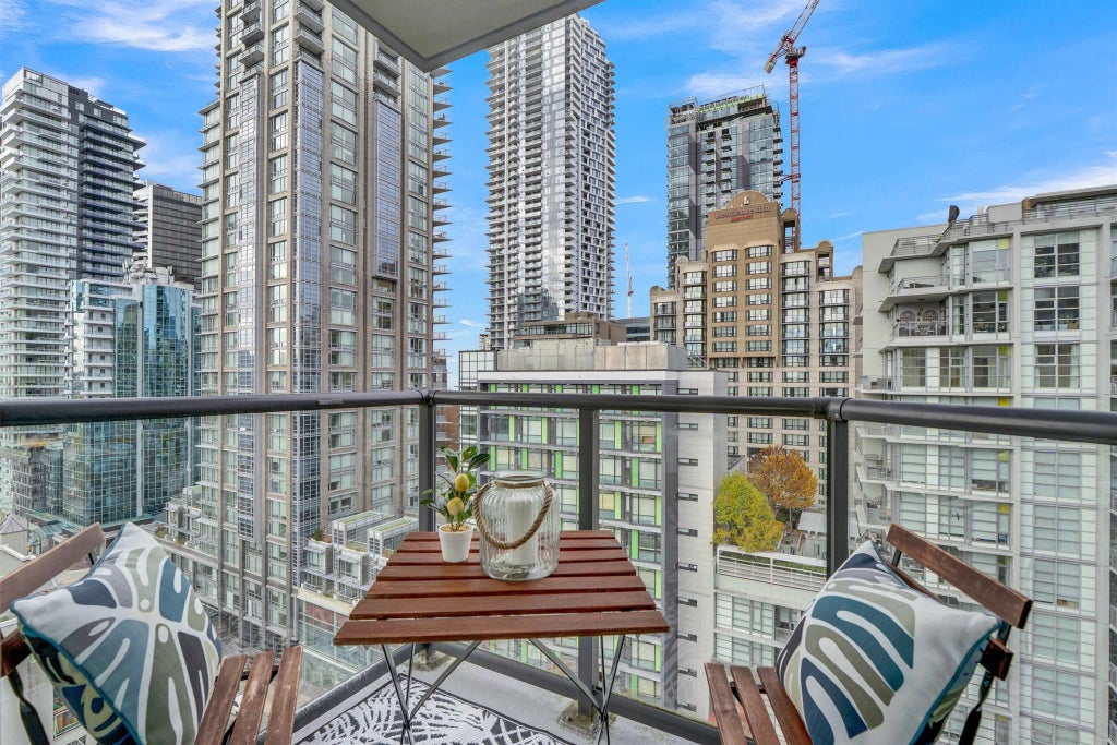 1212 Howe Street 1507, Vancouver