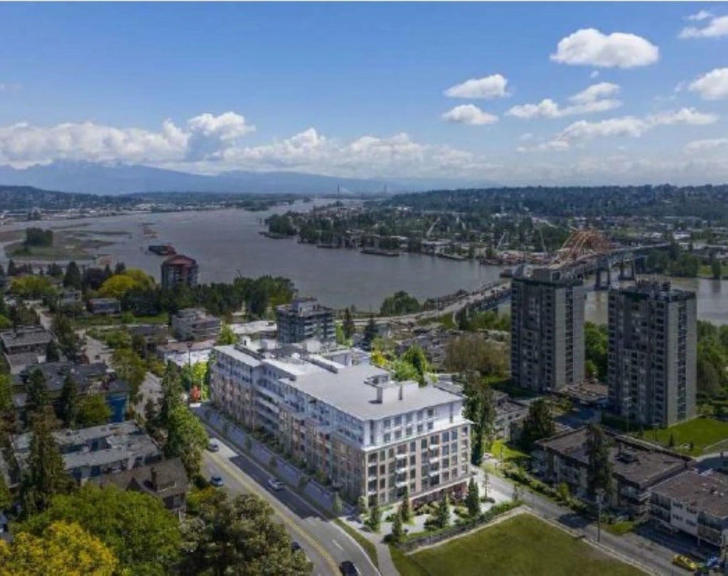 82 First Street 523, New Westminster