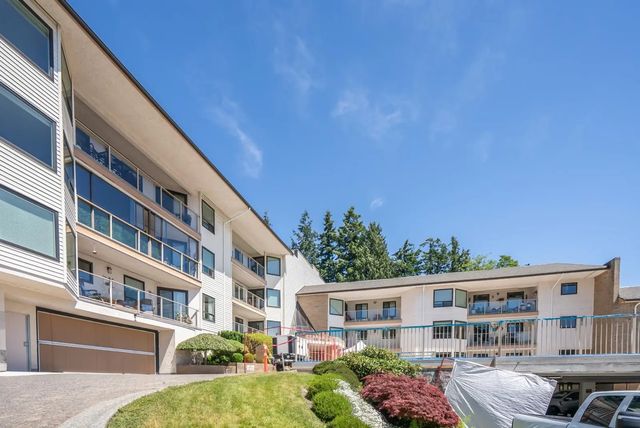 1350 Vidal Street 309, White Rock