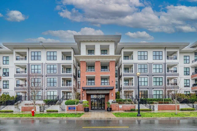 9551 Alexandra Road 333, Richmond