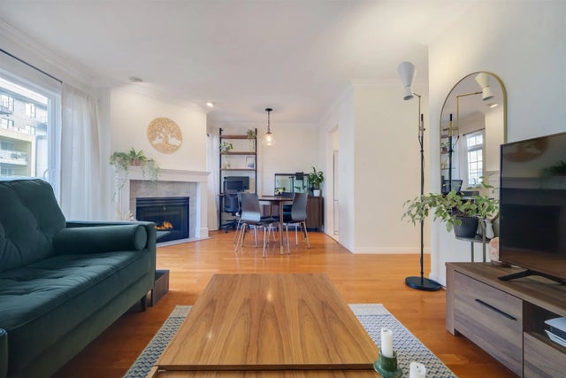 1868 E 11th Avenue 301, Vancouver