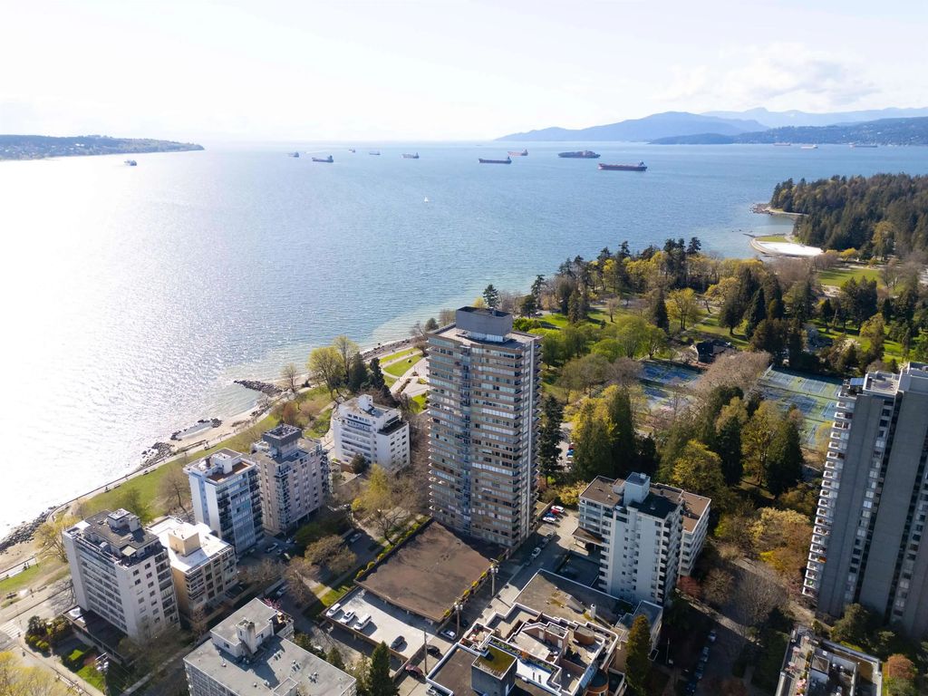 2055 Pendrell Street 306, Vancouver