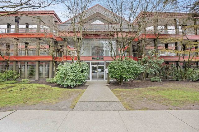 4951 Sanders Street 207, Burnaby