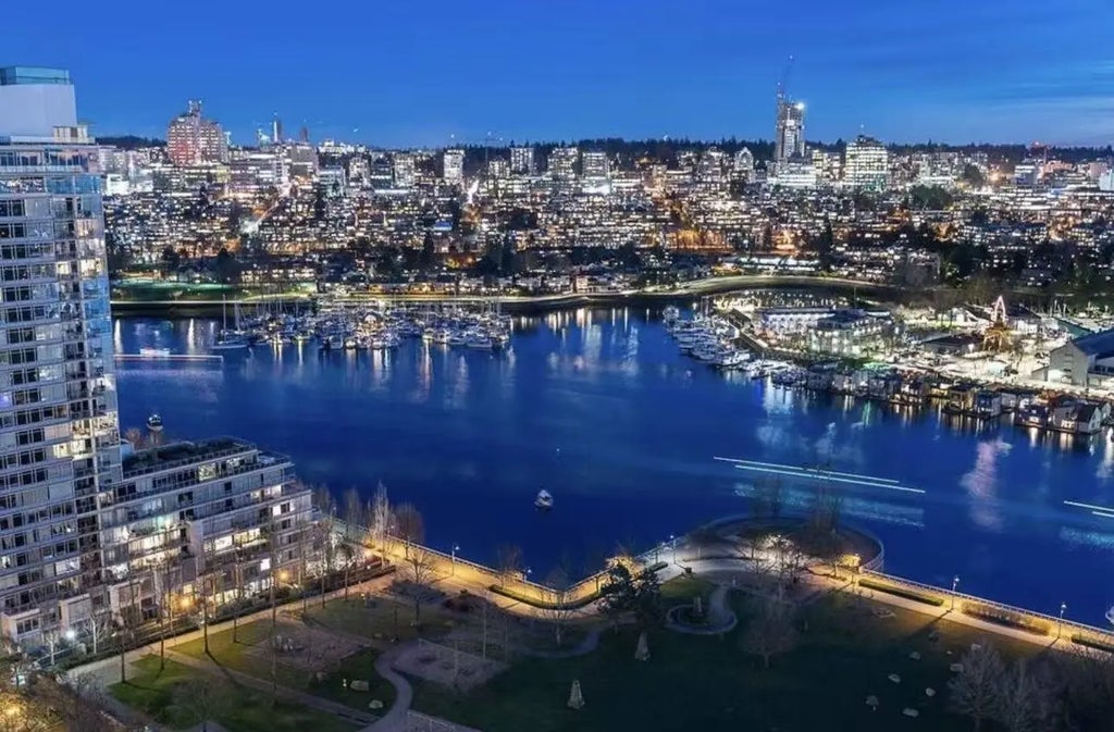 583 Beach Crescent 2606, Vancouver