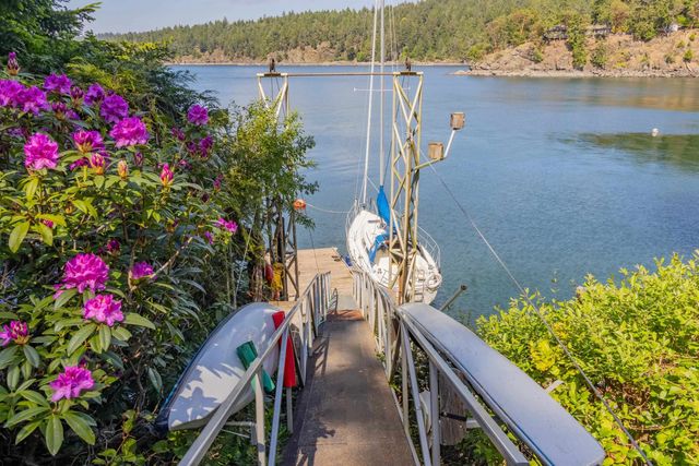 1602 Chart Drive, Pender Island