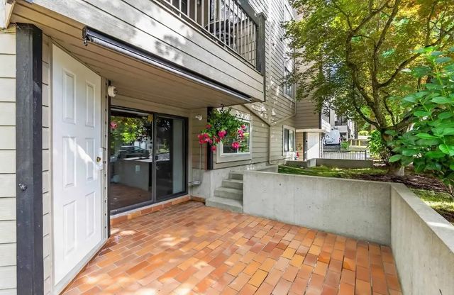 10560 154 Street 101, Surrey