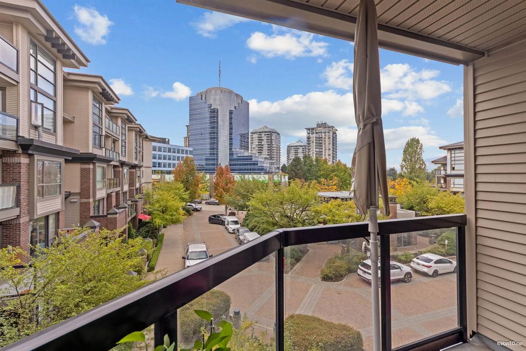 10838 City Parkway 329, Surrey