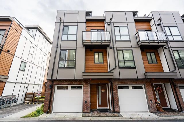 19760 55 Avenue 31, Langley