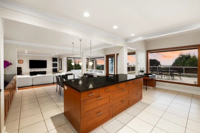 1035 King Georges Way, West Vancouver
