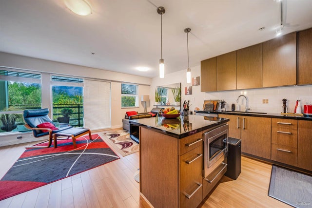 15735 Croydon Drive 313, Surrey