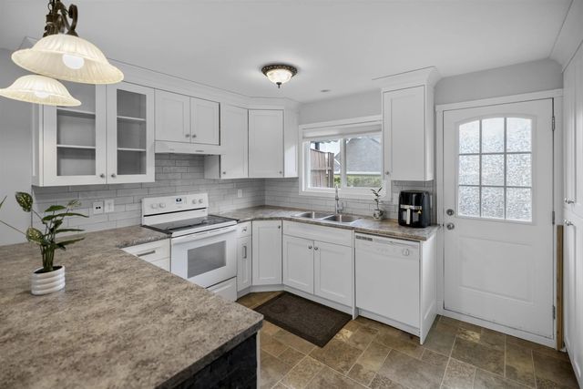 46538 Rolinde Crescent A, Chilliwack