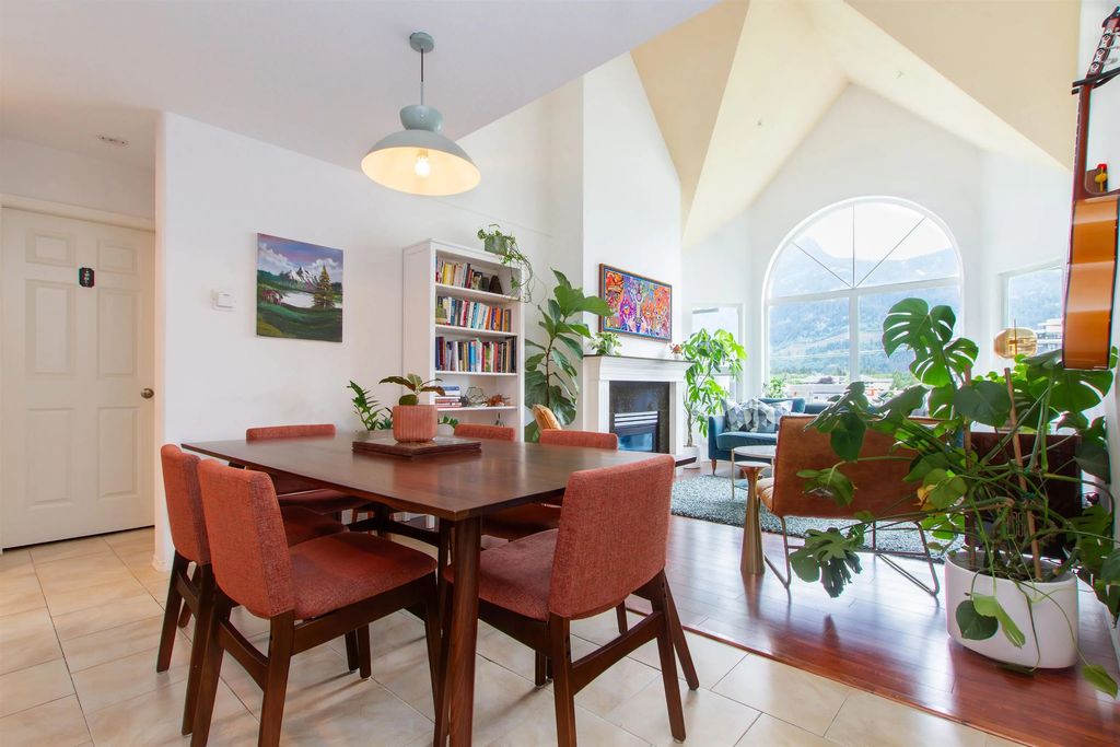 1466 Pemberton Avenue 310, Squamish