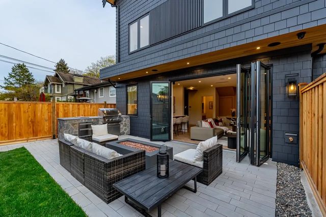 3345 W 13th Avenue 2, Vancouver