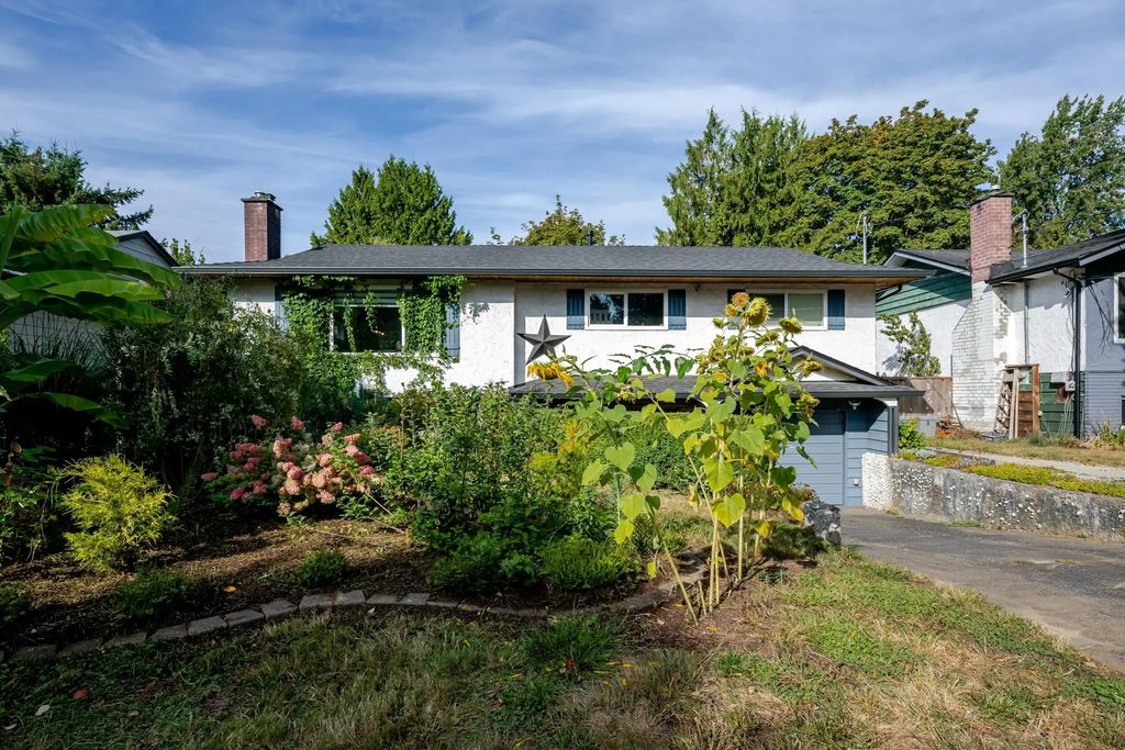 11673 Morris Street, Maple Ridge