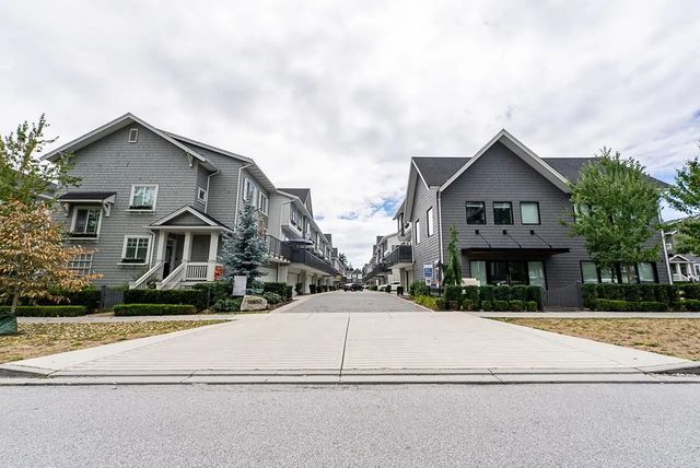 15850 85 Avenue 26, Surrey