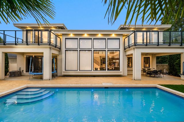 6300 Riverdale Drive, Richmond