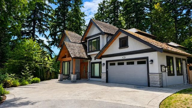 13842 17a Avenue, Surrey