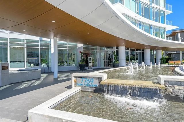 7769 Park Crescent 906, Vancouver