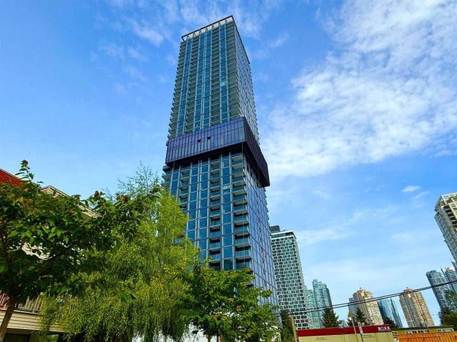 5987 Wilson Avenue 807, Burnaby