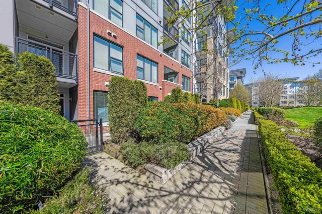 9366 Tomicki Avenue 121, Richmond