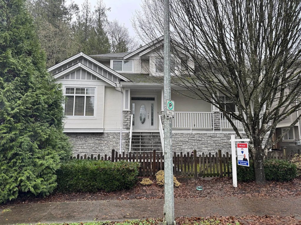 9346 216 Street, Langley