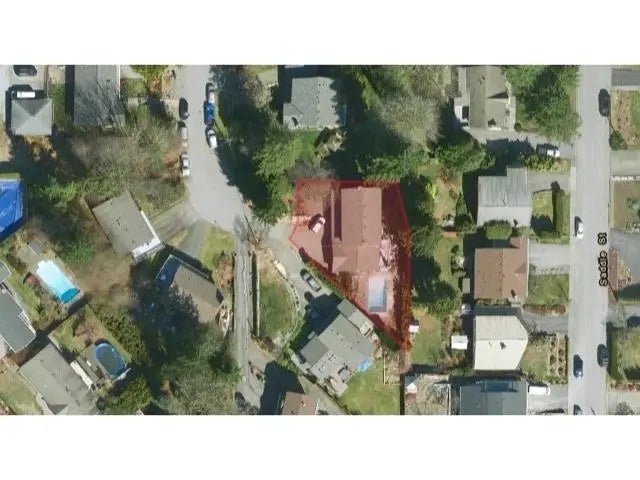 999 Ogden Street, Coquitlam