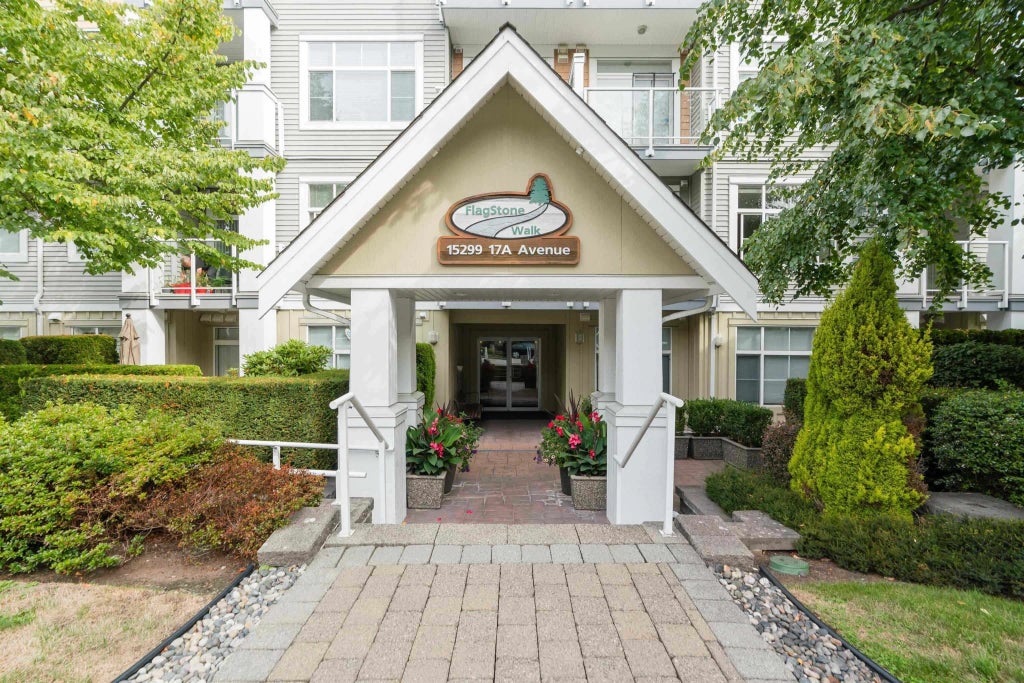 15299 17a Street 101, Surrey