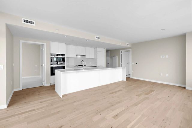 485 W 42nd Avenue 803, Vancouver