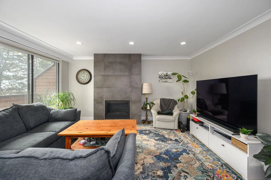 3201 Lonsdale Avenue, North Vancouver