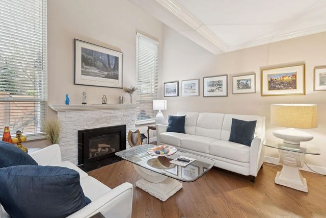 6871 Francis Road 20, Richmond