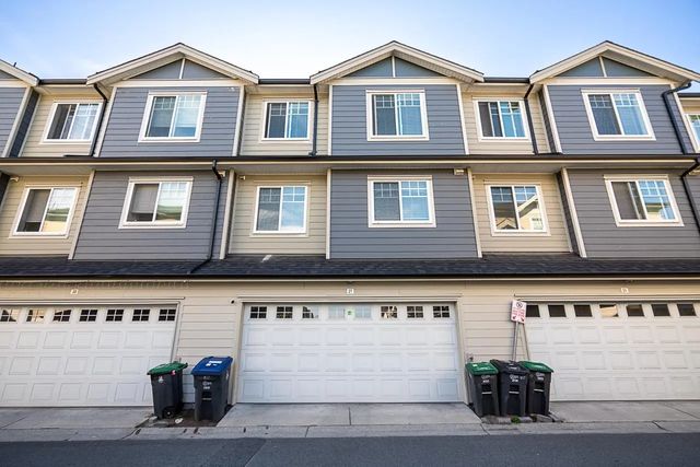 13898 64 Avenue 27, Surrey