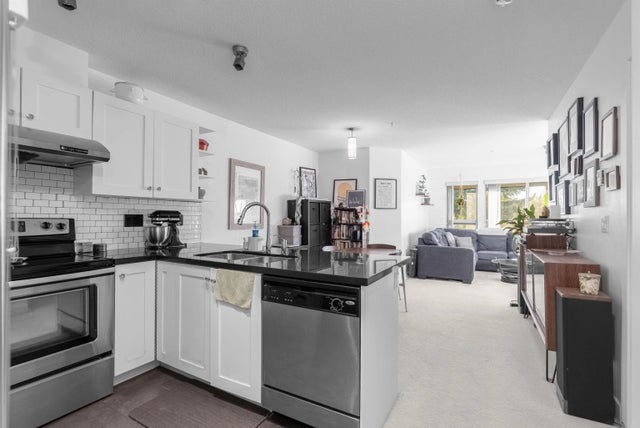 4550 Fraser Street 305, Vancouver