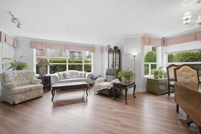 20200 54a Avenue 106, Langley