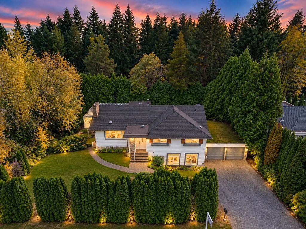 4380 Woodcrest Road, West Vancouver