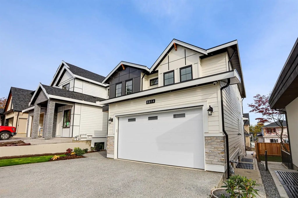 6914 204a Street, Langley