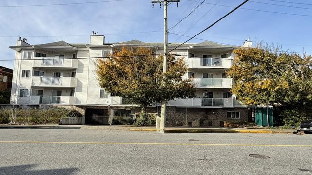 11963 223 Street 104, Maple Ridge