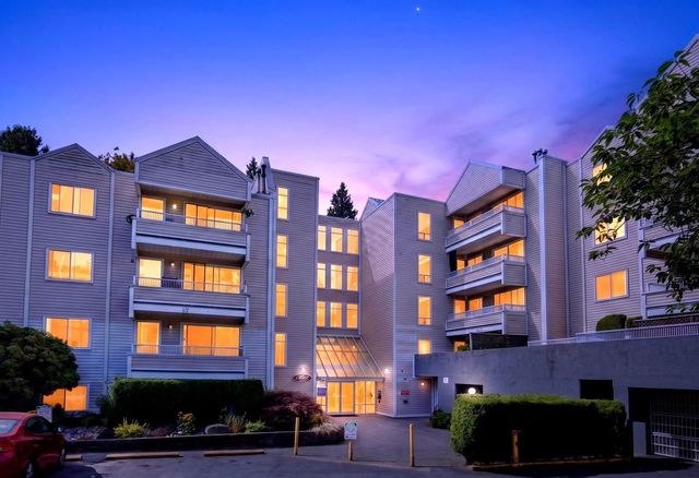 9644 134 Street 505, Surrey