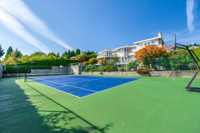 620 Knockmaroon Road, West Vancouver