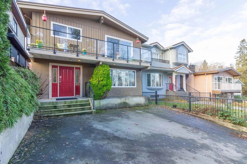 111 N Fell Avenue, Burnaby