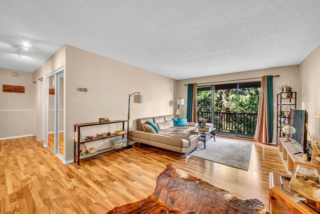 12170 222 Street 226, Maple Ridge