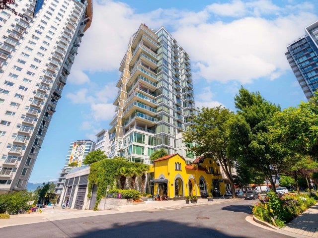 1221 Bidwell Street 802, Vancouver