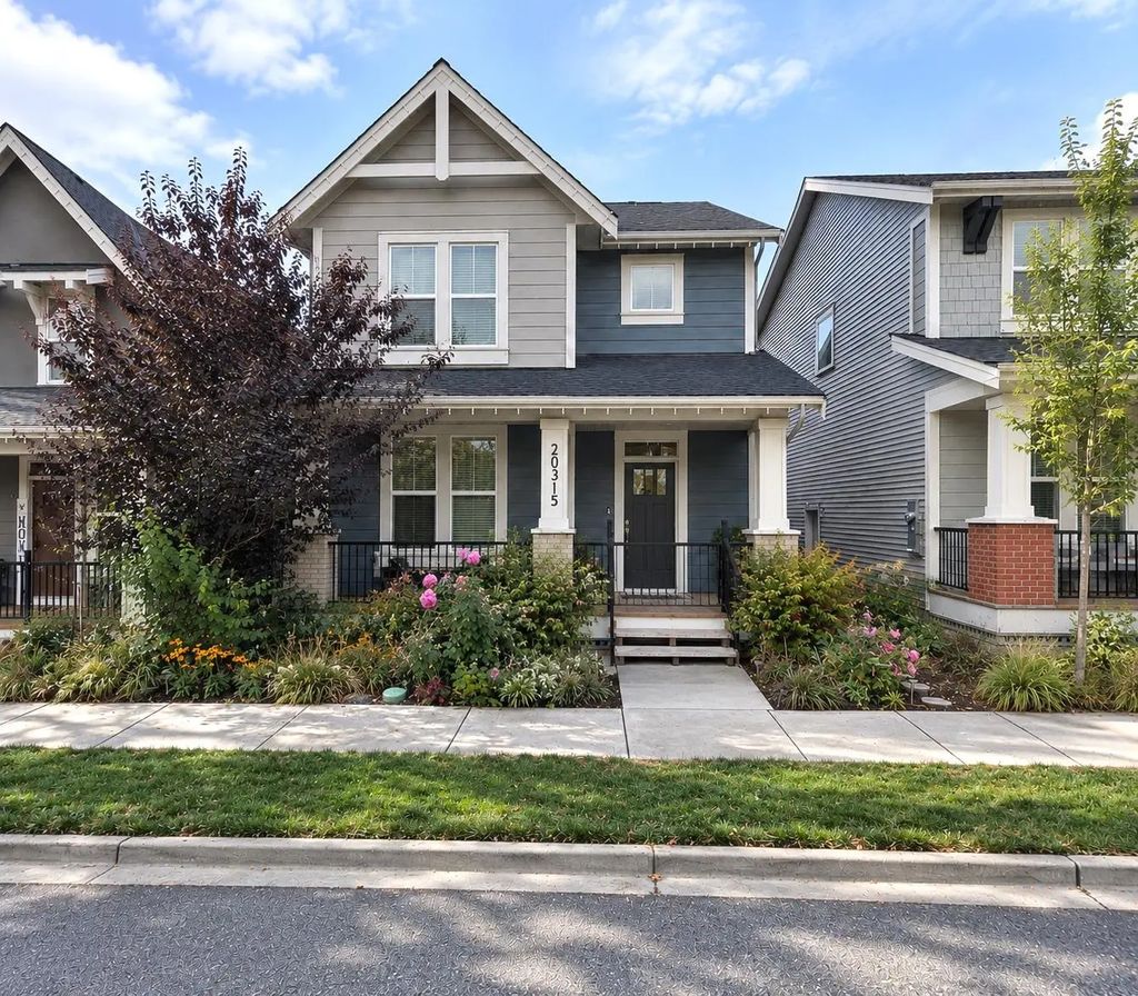 20315 82a Avenue, Langley